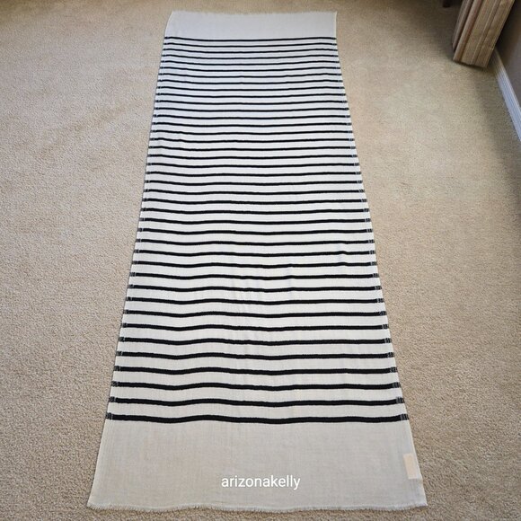 Ivory Cashmere Scarf With Black Stripes - Picture 14 of 16